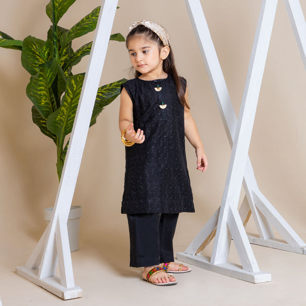 Black Kurti